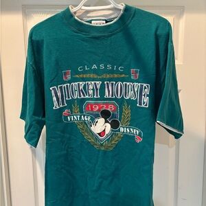 Classic Mickey Mouse Vintage Disney T-Shirt